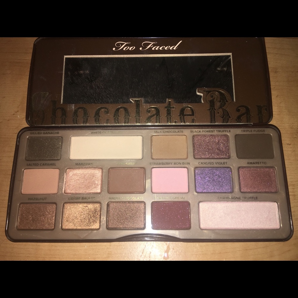 TOO FACED CHOCOLATE BAR PALETTES - Picture 3 of 6
